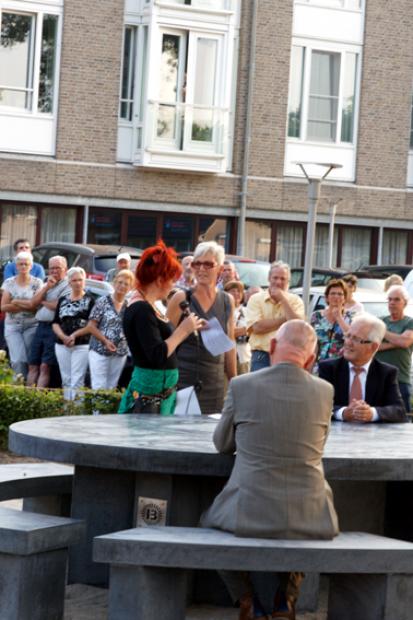 onthulling